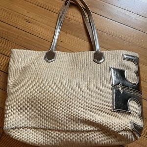 Tory Burch Woven Straw Basket Tote 🤎